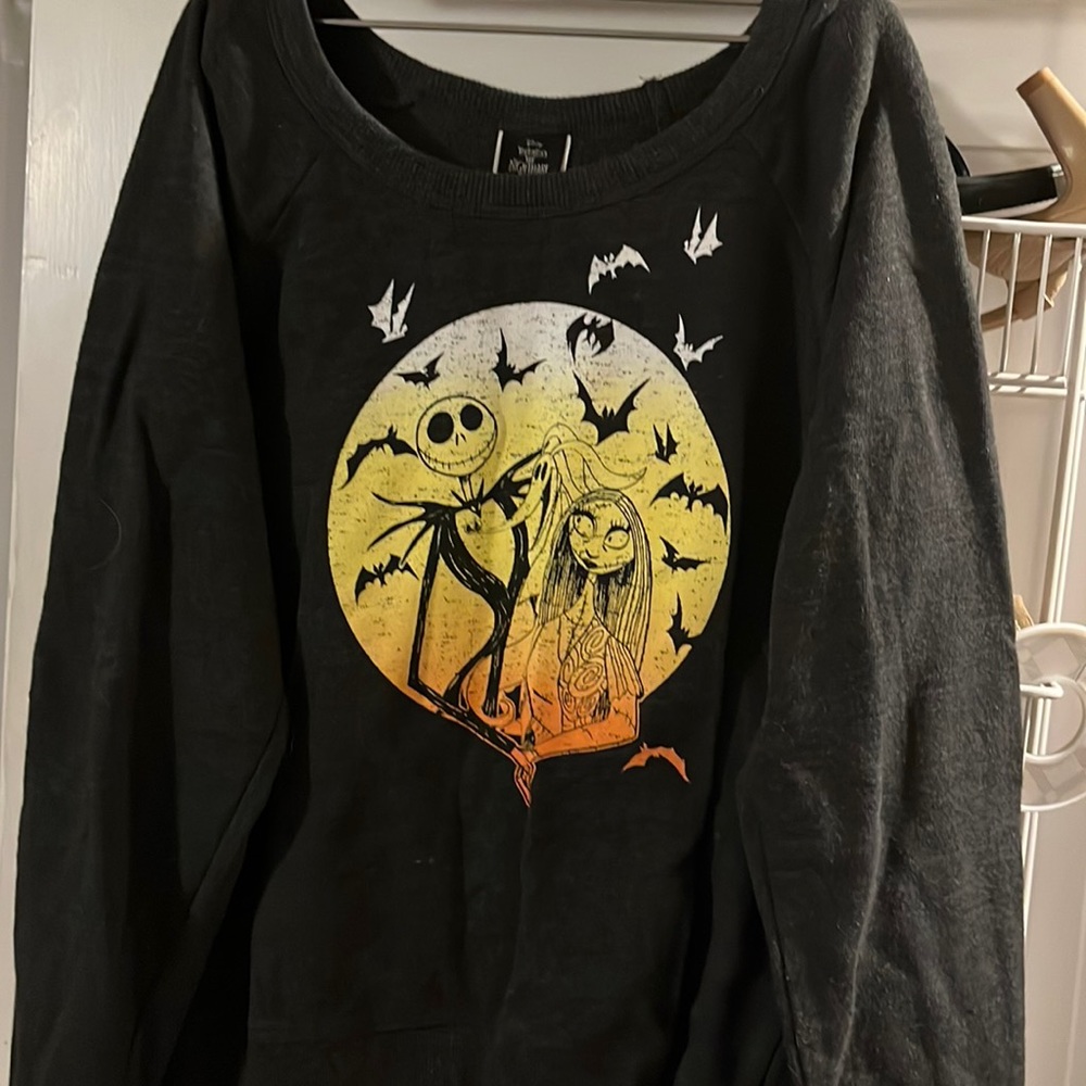 Nightmare Before Christmas sweatshirt 🧡💛